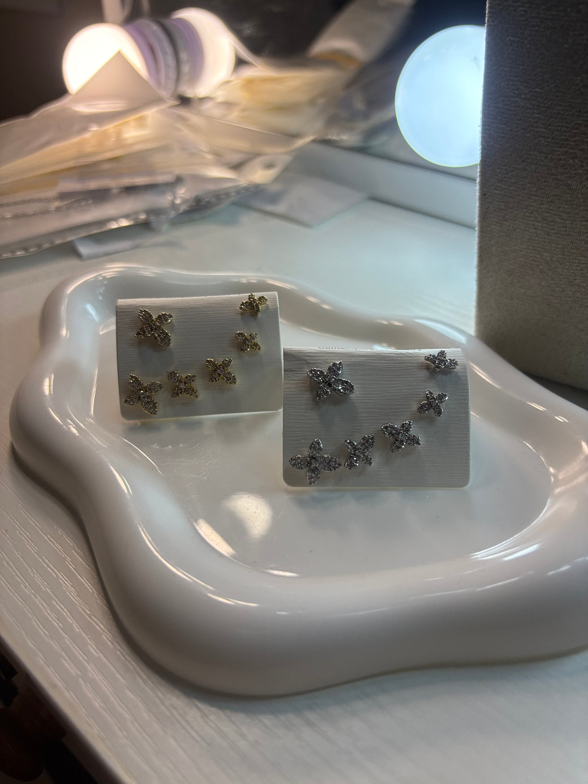 SET BUTTERFLY