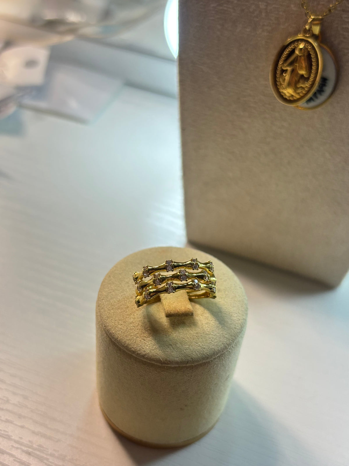 ANELLO MULTILUCE