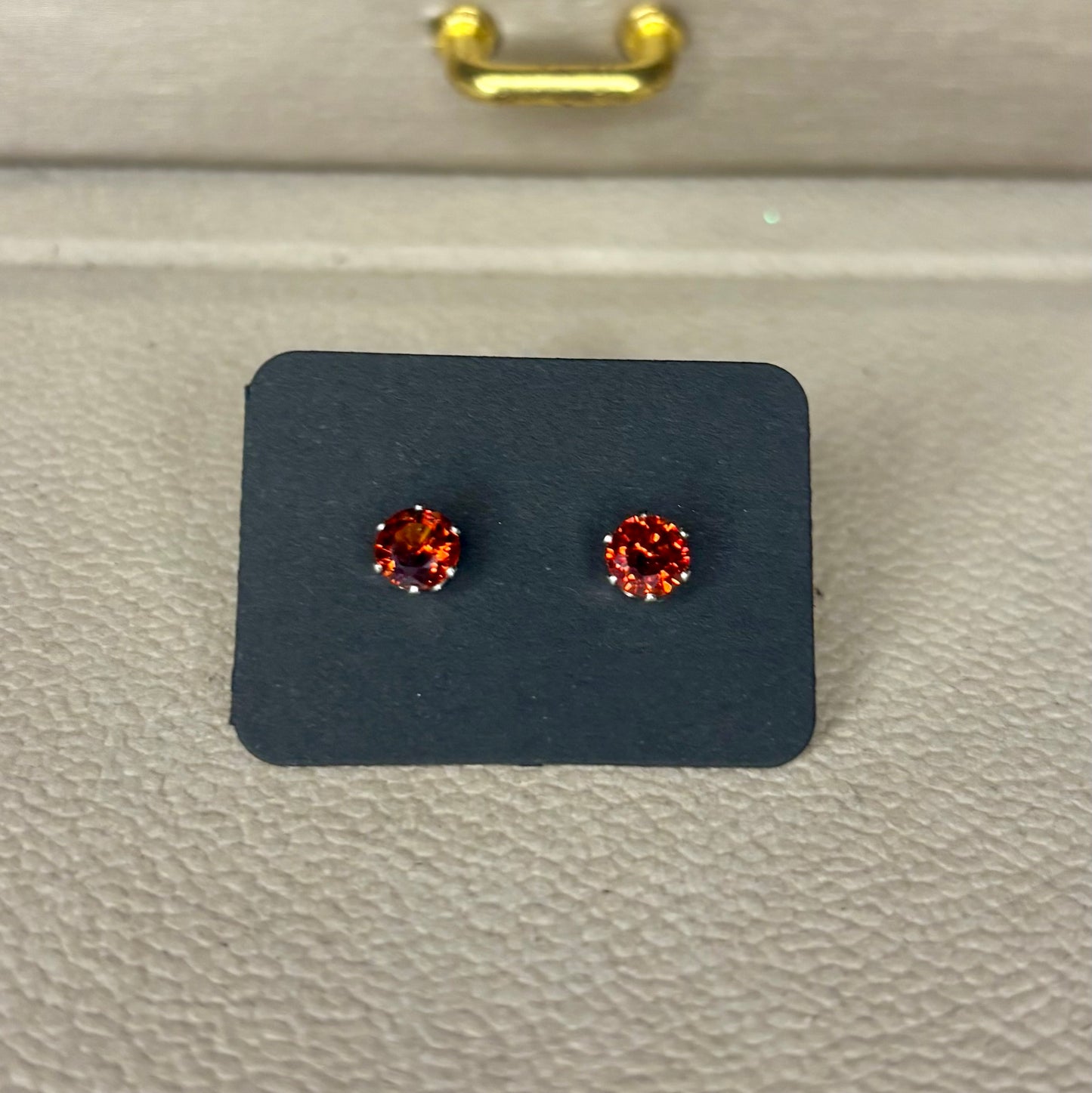 Orecchini punto luce color