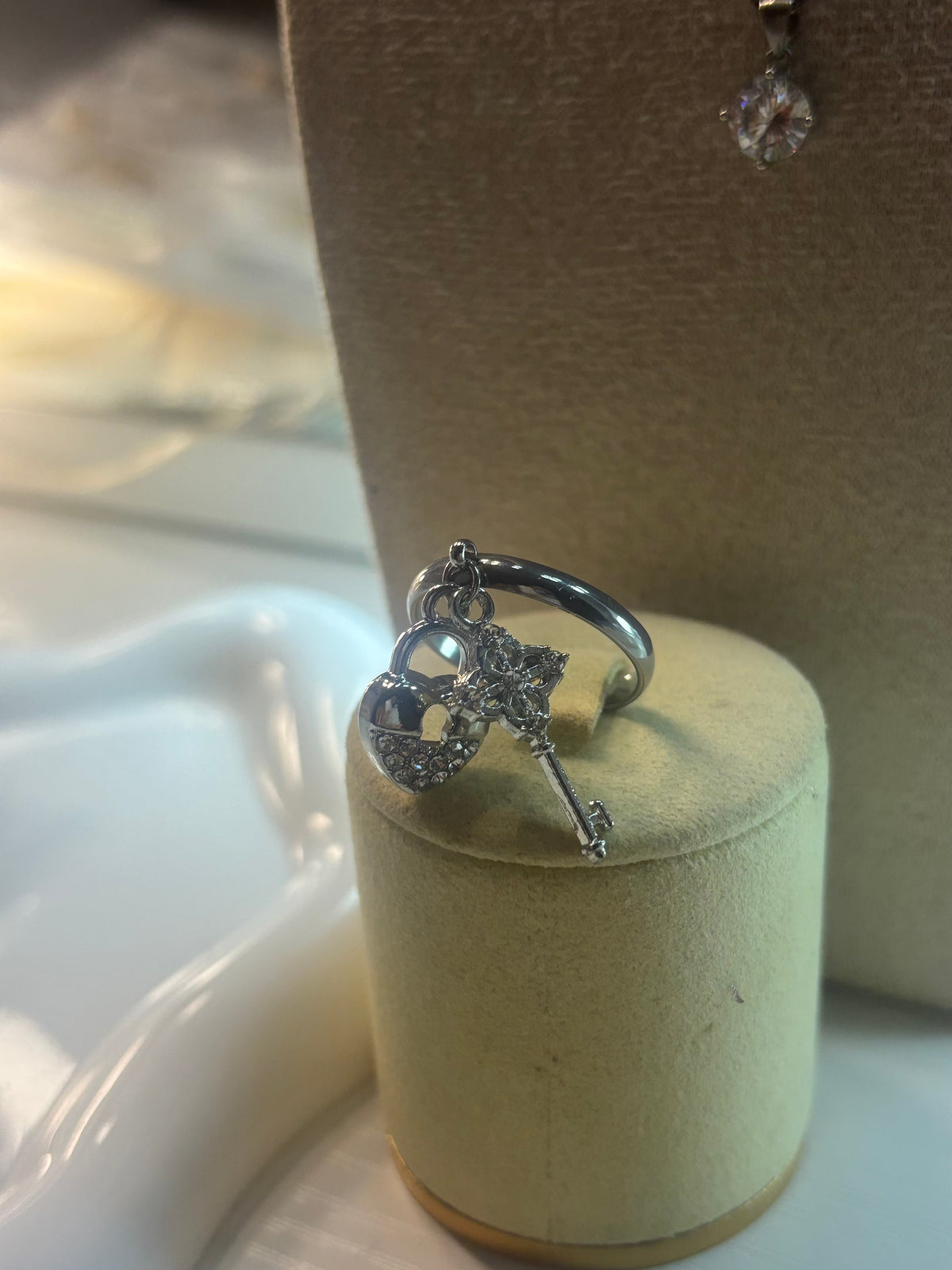 ANELLO KEY