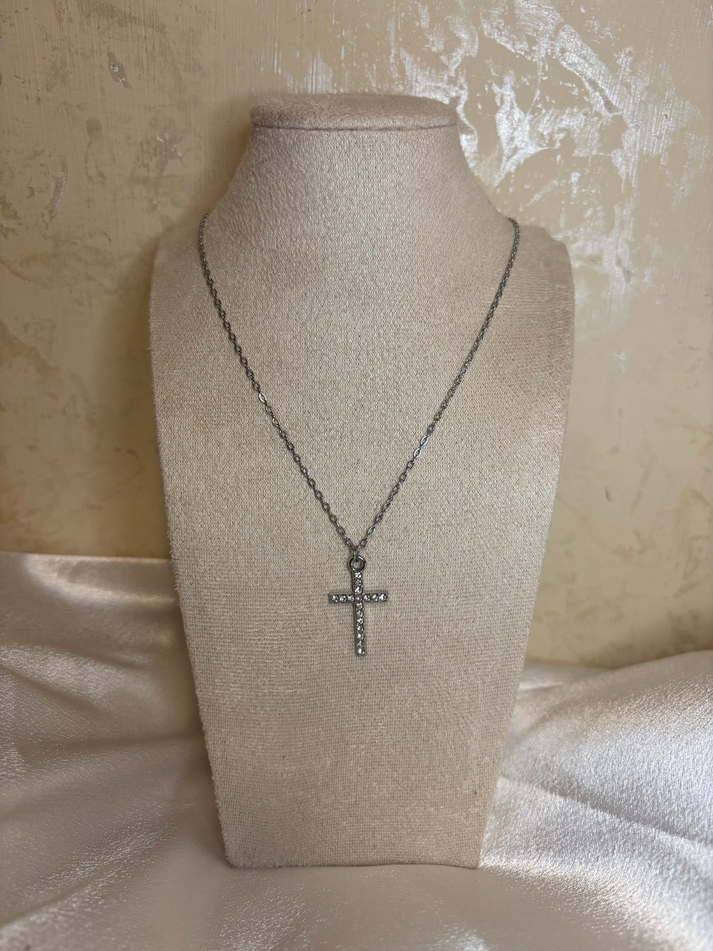 Collana Cross