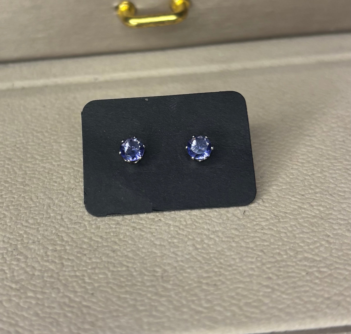 Orecchini punto luce color