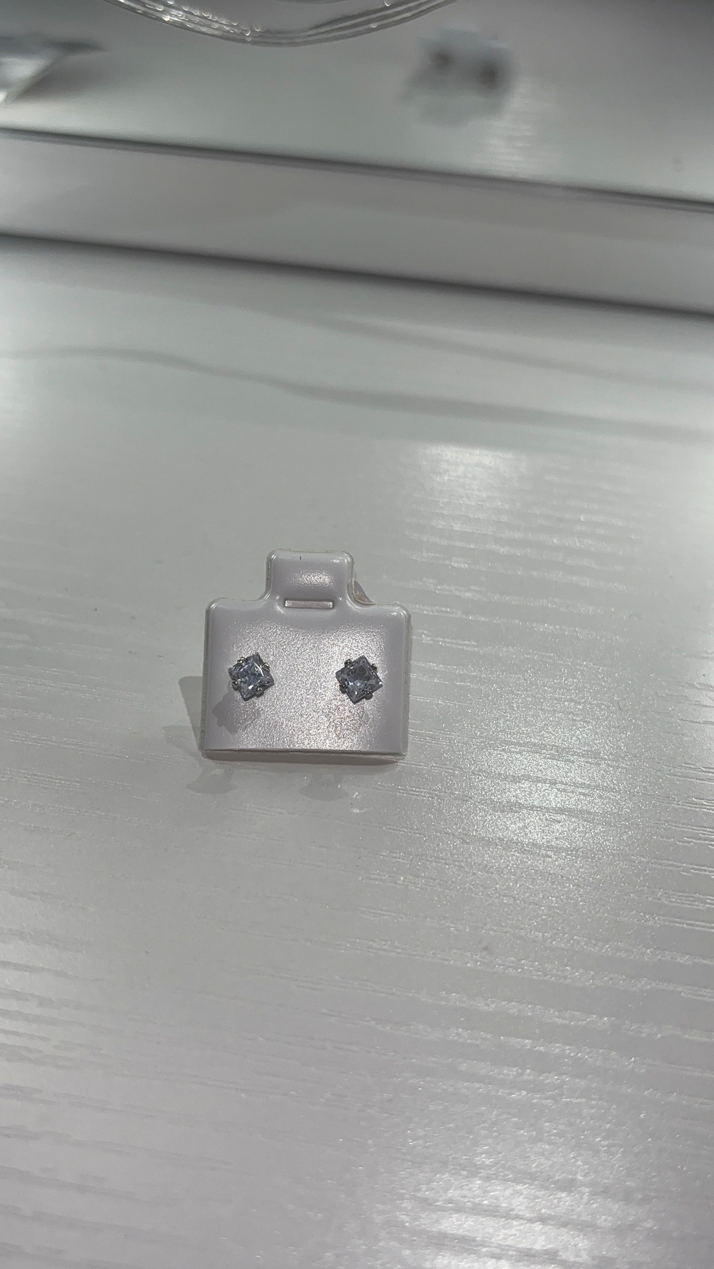 Orecchini punto luce