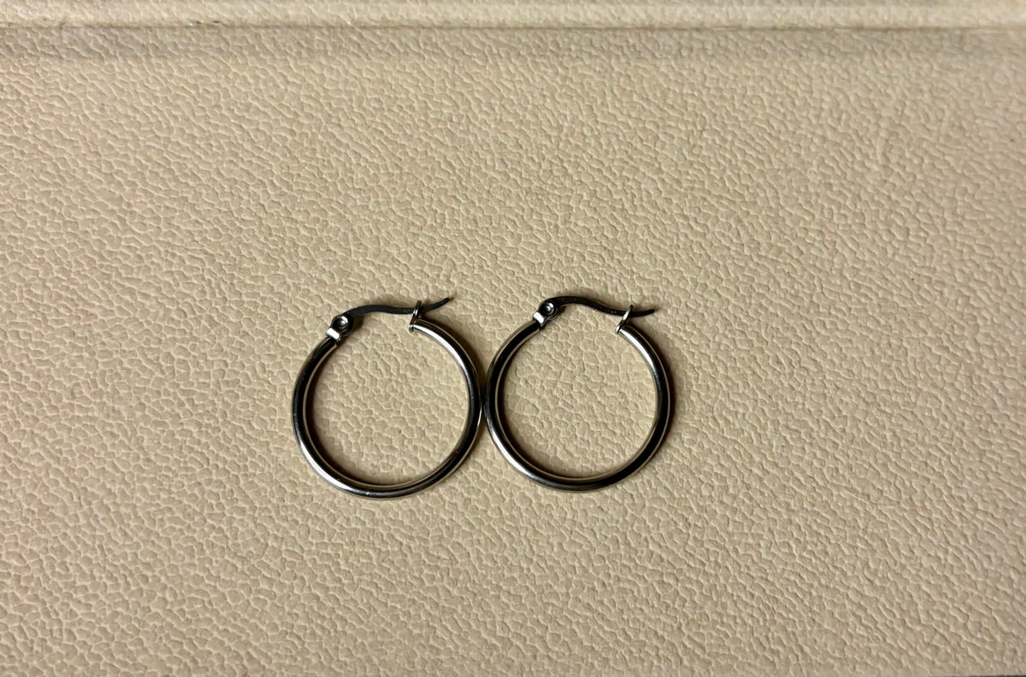 Orecchini a cerchio Basic