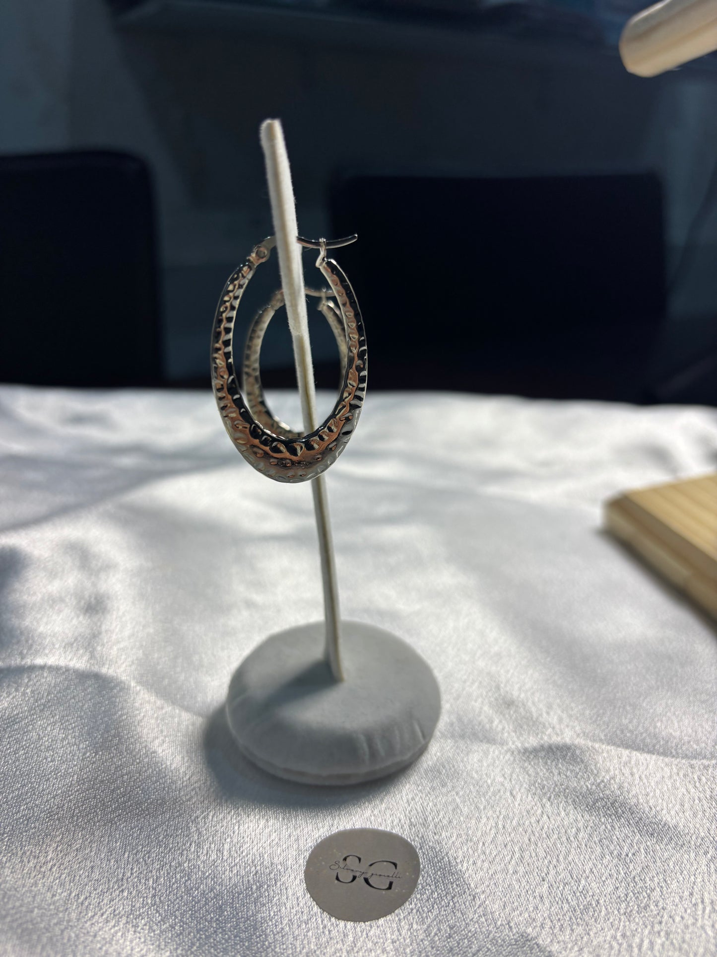 Orecchini Ovale Martellato