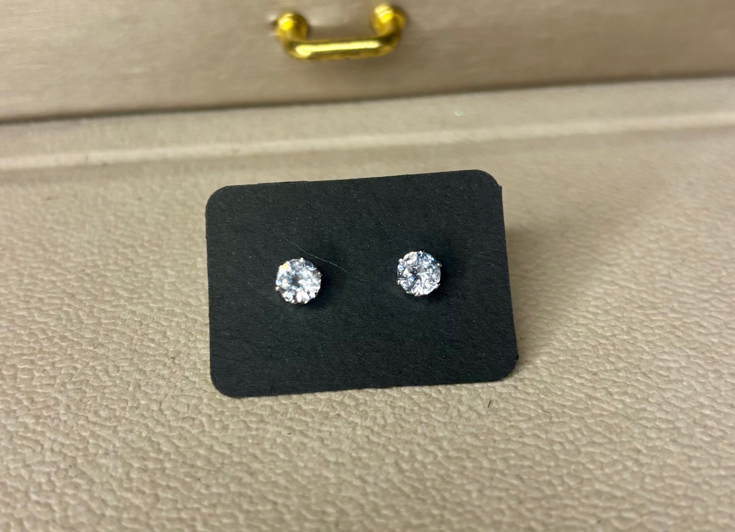 Orecchini punto luce color